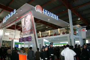 华为2004年 通信展上的技术曙光与展示艺术的初绽